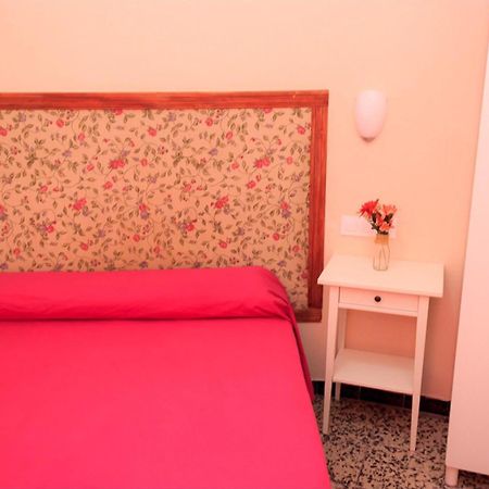 Pension Azahar Sevilla Zimmer foto